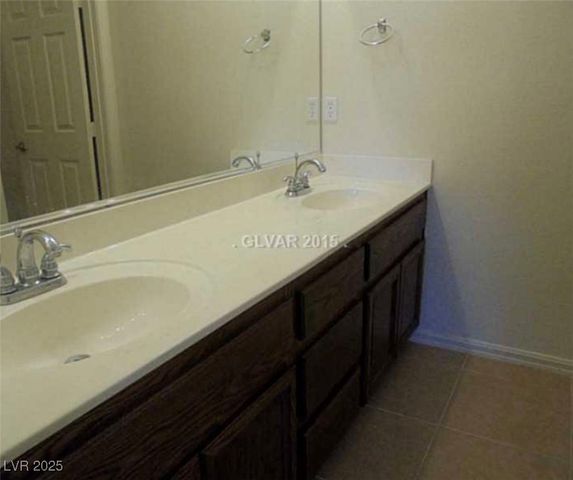 11489 Belmont Lake Drive 106, Las Vegas, NV 89135