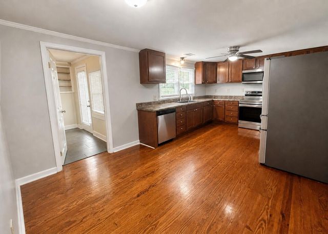 1775 Old Gilliard Road, Ridgeville, SC 29472