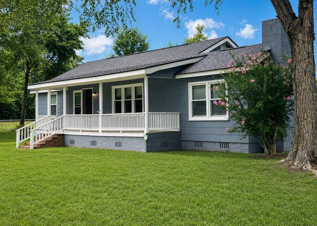 1775 Old Gilliard Road, Ridgeville, SC 29472