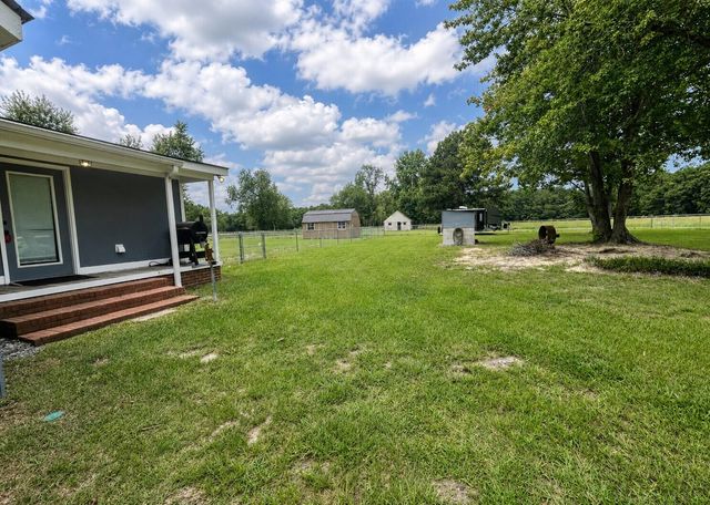 1775 Old Gilliard Road, Ridgeville, SC 29472