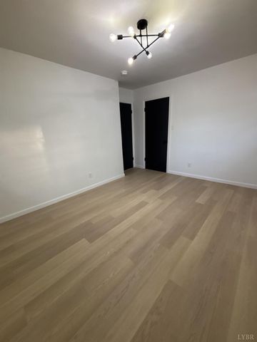 3929 Moorman Drive, Lynchburg, VA 24501