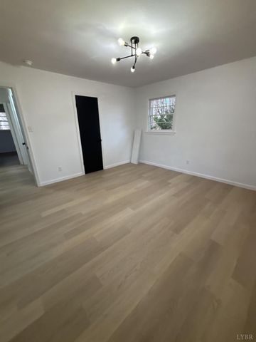 3929 Moorman Drive, Lynchburg, VA 24501