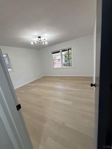 3929 Moorman Drive, Lynchburg, VA 24501