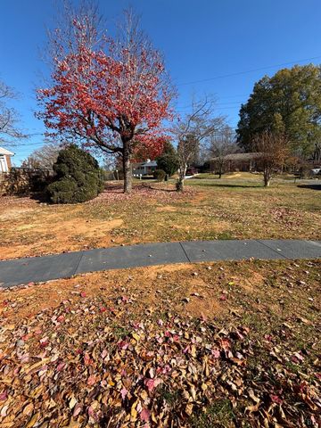 3929 Moorman Drive, Lynchburg, VA 24501