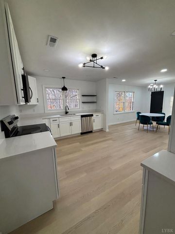 3929 Moorman Drive, Lynchburg, VA 24501