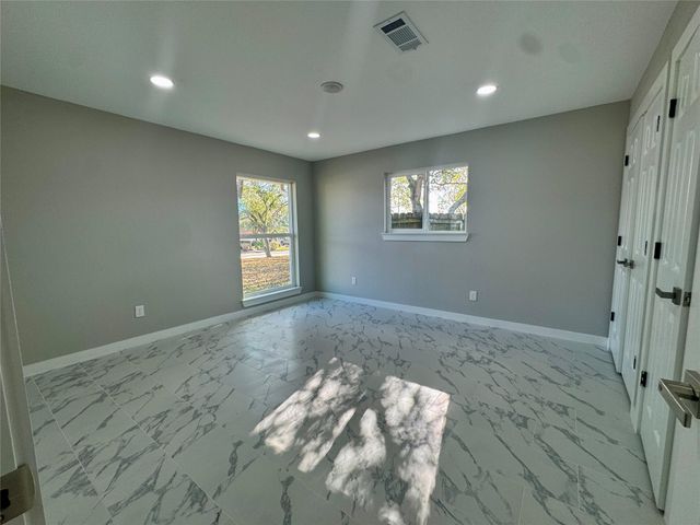 706 Scenic Drive, Baytown, TX 77521