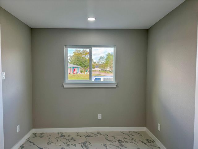 706 Scenic Drive, Baytown, TX 77521