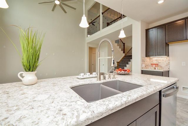 923 Orange Zest Lane, Richmond, TX 77406