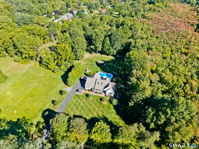 1980 Oak Street, Suffield, CT 06093