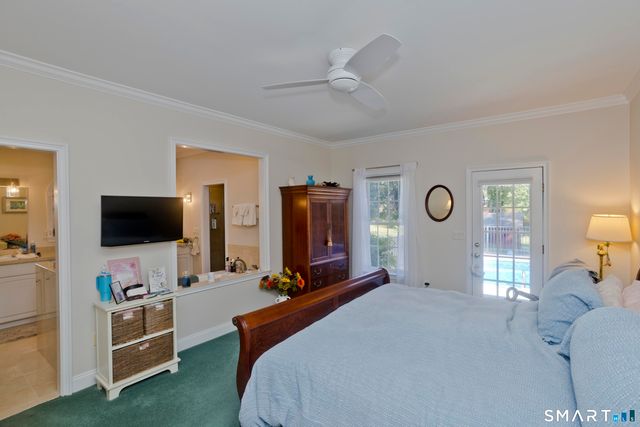 1980 Oak Street, Suffield, CT 06093