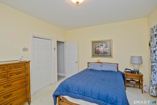 1980 Oak Street, Suffield, CT 06093