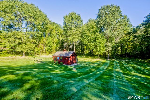 1980 Oak Street, Suffield, CT 06093
