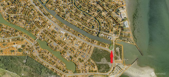 1049 Discovery Avenue SE, Ocean Shores, WA 98569