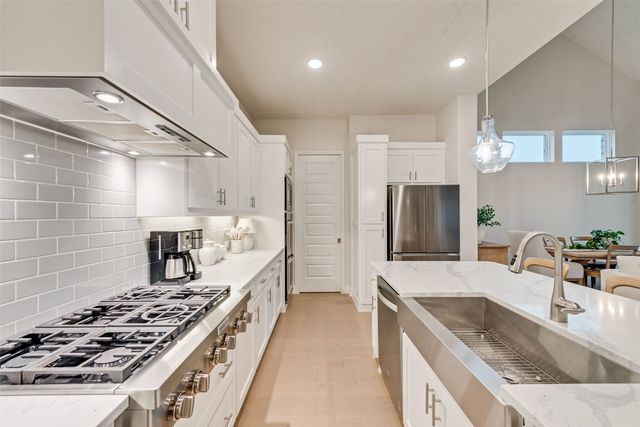 2232 Offerande Drive, Fort Worth, TX 76008