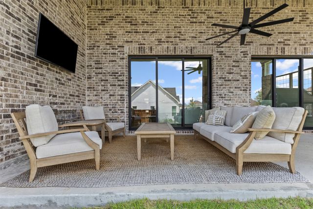 2232 Offerande Drive, Fort Worth, TX 76008