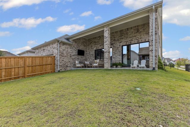 2232 Offerande Drive, Fort Worth, TX 76008