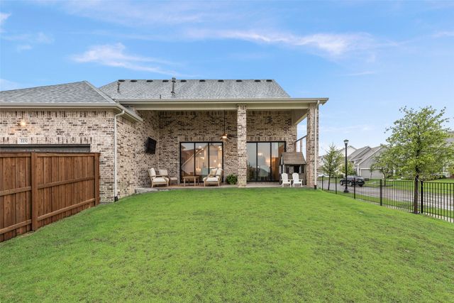 2232 Offerande Drive, Fort Worth, TX 76008