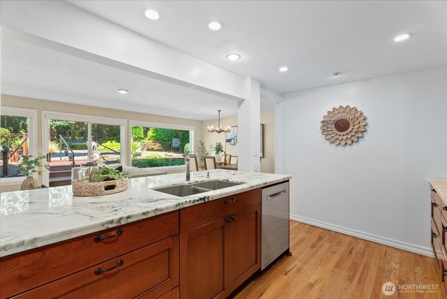 12116 Shorewood Drive SW, Burien, WA 98146