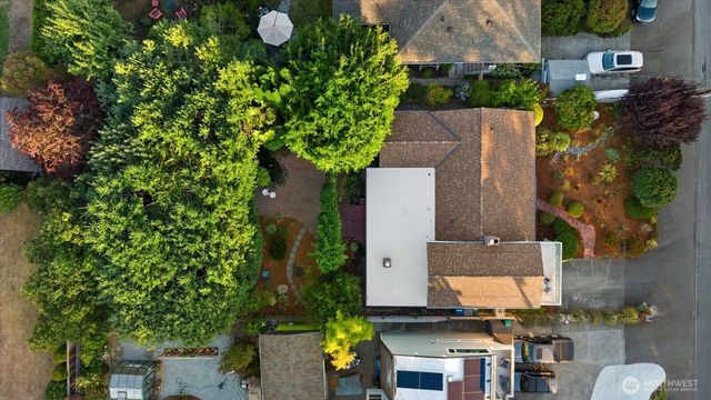 12116 Shorewood Drive SW, Burien, WA 98146