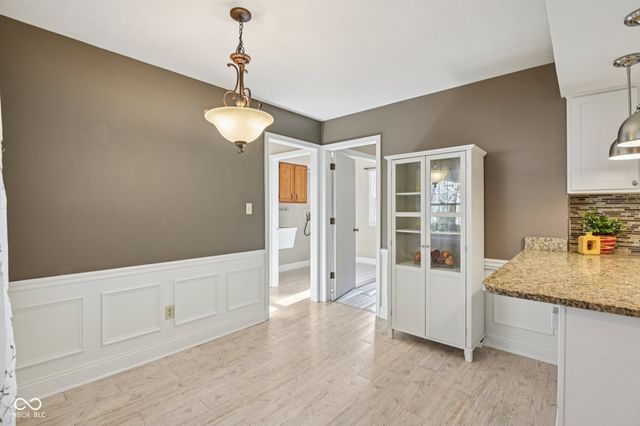 8125 Castle Cove Road, Indianapolis, IN 46256