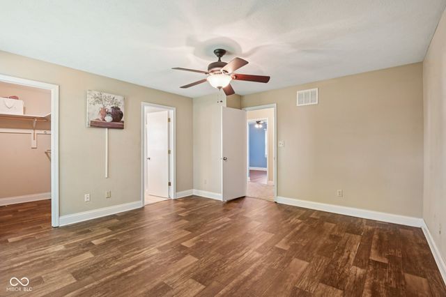 8125 Castle Cove Road, Indianapolis, IN 46256
