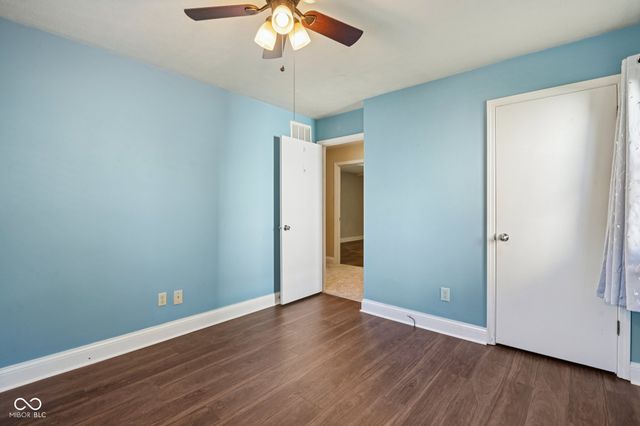 8125 Castle Cove Road, Indianapolis, IN 46256