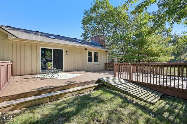 8125 Castle Cove Road, Indianapolis, IN 46256
