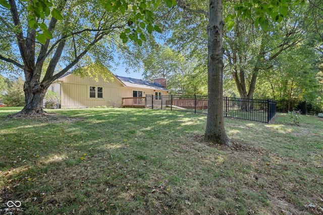 8125 Castle Cove Road, Indianapolis, IN 46256