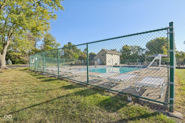 8125 Castle Cove Road, Indianapolis, IN 46256