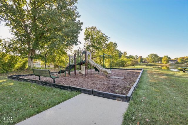 8125 Castle Cove Road, Indianapolis, IN 46256