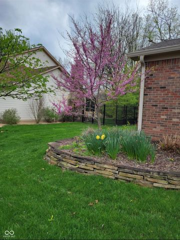 8125 Castle Cove Road, Indianapolis, IN 46256