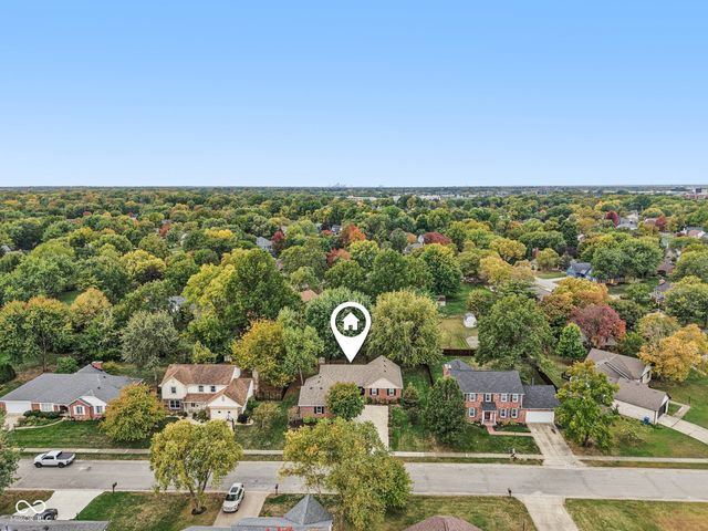 8125 Castle Cove Road, Indianapolis, IN 46256