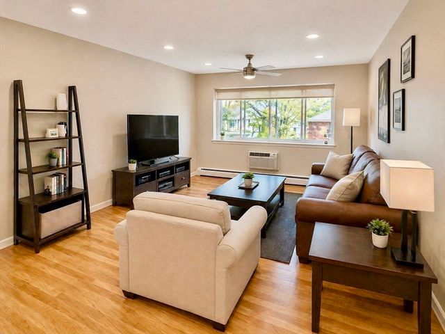 20 Radcliffe Rd 405, Boston, MA 02134