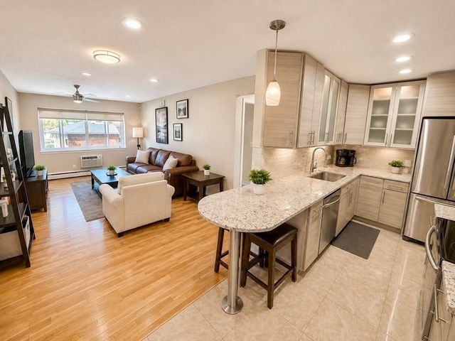 20 Radcliffe Rd 405, Boston, MA 02134