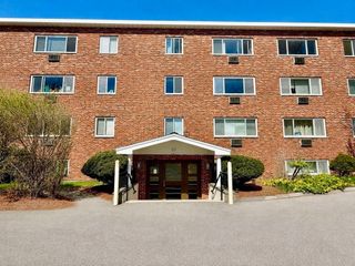 20 Radcliffe Rd 405, Boston, MA 02134