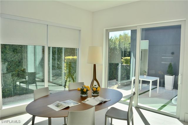 1218 14th AVE N, Naples, FL 34102