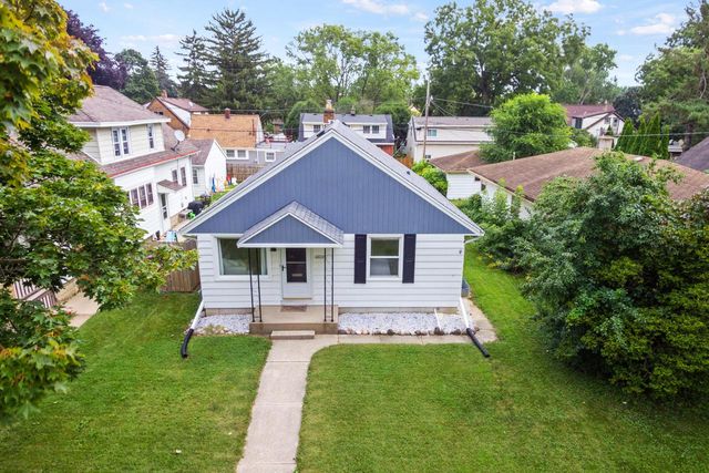 4864 Mohawk AVENUE, Glendale, WI 53217