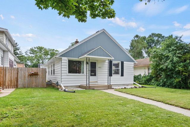 4864 Mohawk AVENUE, Glendale, WI 53217