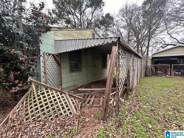 2505 CIRCLE DRIVE, Hueytown, AL 35023