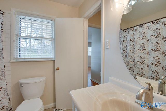 814 Cleermont Drive SE, Huntsville, AL 35801