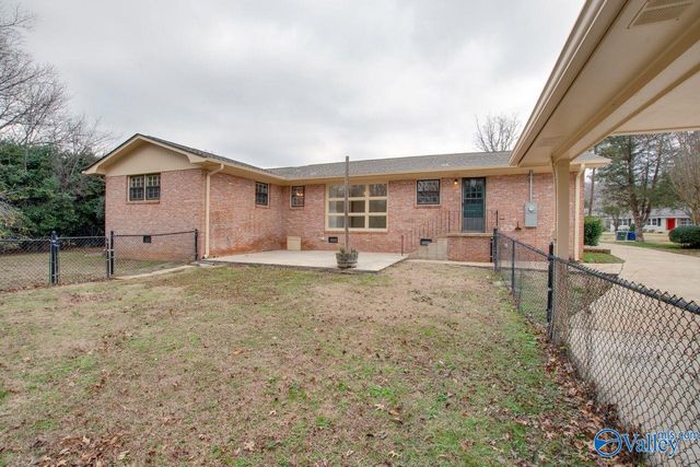 814 Cleermont Drive SE, Huntsville, AL 35801