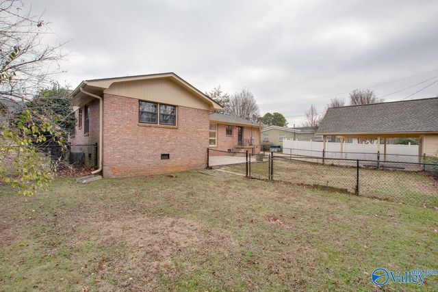 814 Cleermont Drive SE, Huntsville, AL 35801