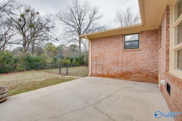 814 Cleermont Drive SE, Huntsville, AL 35801