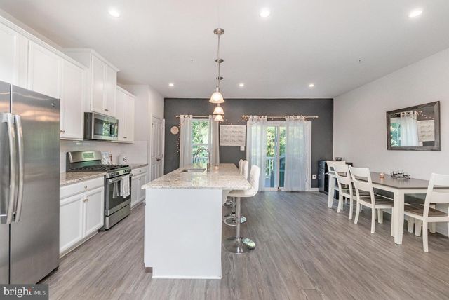 2906 SHAWS RD, Edgemere, MD 21219