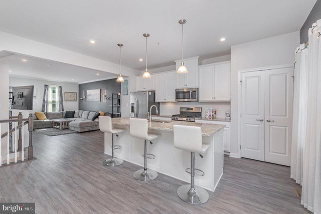 2906 SHAWS RD, Edgemere, MD 21219