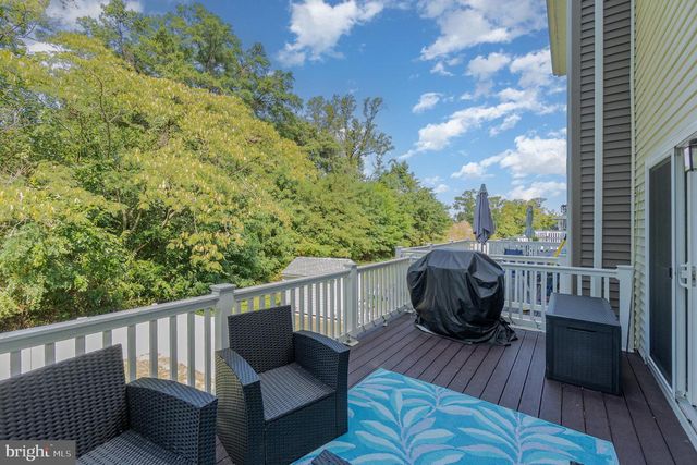 2906 SHAWS RD, Edgemere, MD 21219