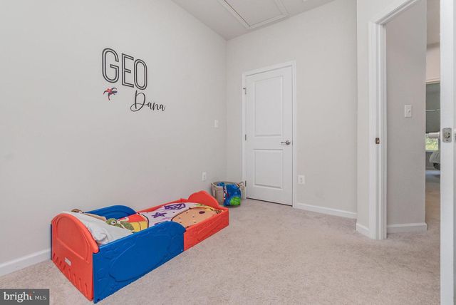 2906 SHAWS RD, Edgemere, MD 21219