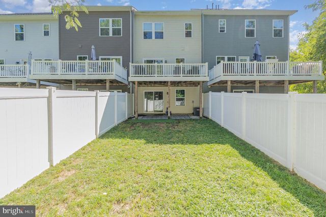 2906 SHAWS RD, Edgemere, MD 21219