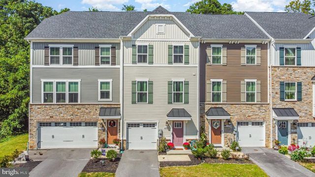 2906 SHAWS RD, Edgemere, MD 21219