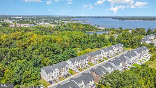 2906 SHAWS RD, Edgemere, MD 21219